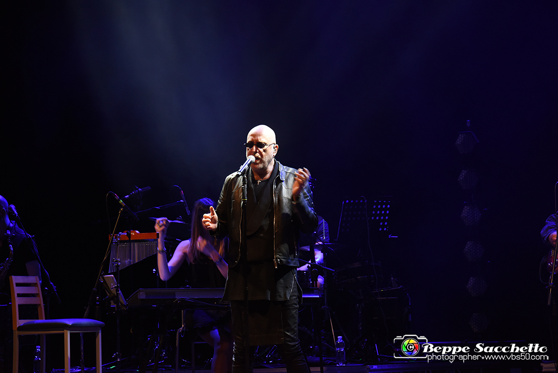 VBS_9065 - Concerto Mario Biondi - Romantic Tour 2022.jpg